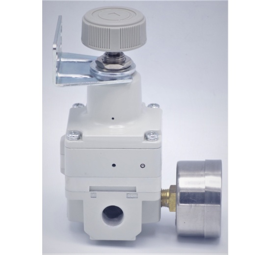 Reducing valve with fine regulation G 1/4", range 0.1-4 bar