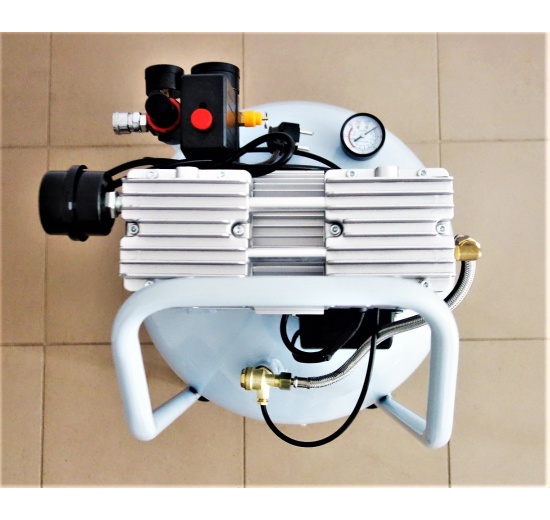 Oil less compressor 100L/20L, very low noise