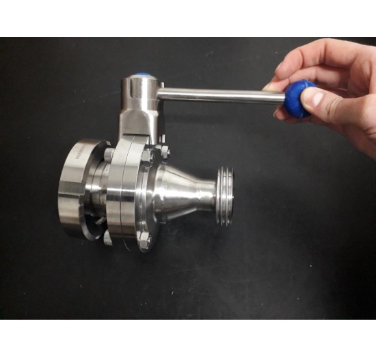 Butterfly valve with sanitary union Male/female