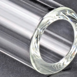 detail of Simax borosilicate glass - wall thickness 4 mm