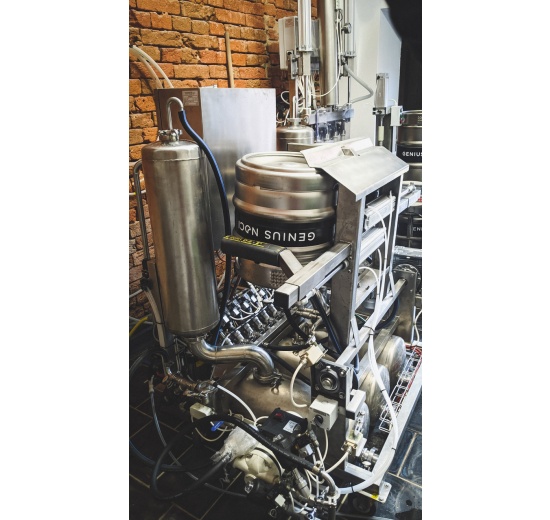 Beer KEG filling and washing device