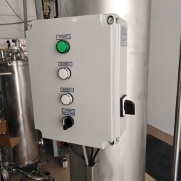 Equipment for Carbonating Beverages