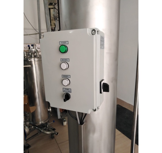 Equipment for Carbonating Beverages