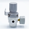pressure reducing valve equipped with a manometer