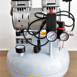 Oil-free compressor, air tank 20 l, flow rate 100 l/min