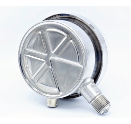 detail of  All-stainless steel pressure gauge with electrical contacts 0 - 16 bar 380V 30VA