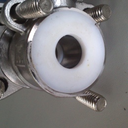 Stainless ball valve with full bore, three- pieced, threaded