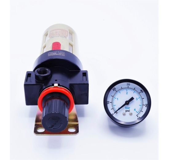 Filter with pressure reducing valve and a protective basket, G 1/2", up to 4 bar