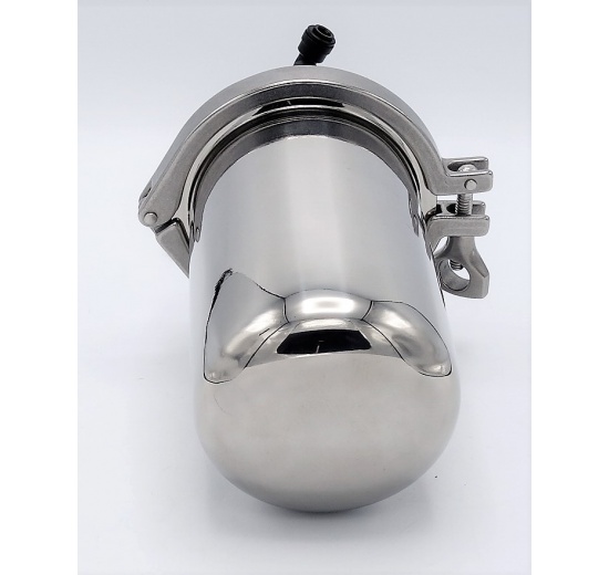 air filter for pre-treatment of the air intended to saturate the cooled wort