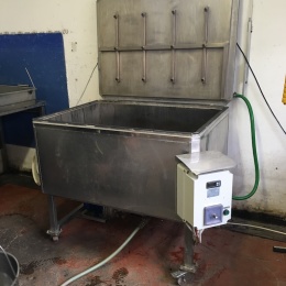 Cabinet Pasteurizer for beverage production
