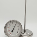 All-stainless steel bimetal thermometer with immersion shaft in well 200 mm