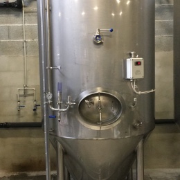beer CCTs (Cylindrical Fermentation Conical Tanks)