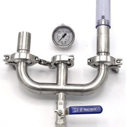 Bunging apparatus for beer tank