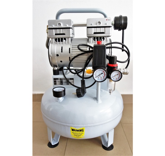 Oil less compressor 100L/20LMax. pressure. 8 Bar
