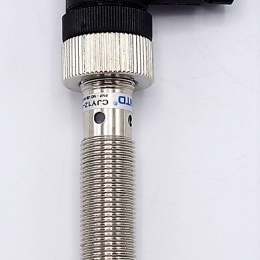 Inductive sensor - angle connector