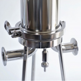 detail of Stainless steel filter housing 20"