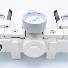 Combined units for compressed air treatment (filter + regulator + lubricator) G 1/2"