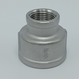 Threaded reducer F/F / reduced socket / type 335, 3/4"x3/8"
