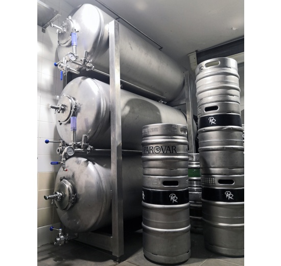 Horizontal BBTs (Bright Beer Tanks)