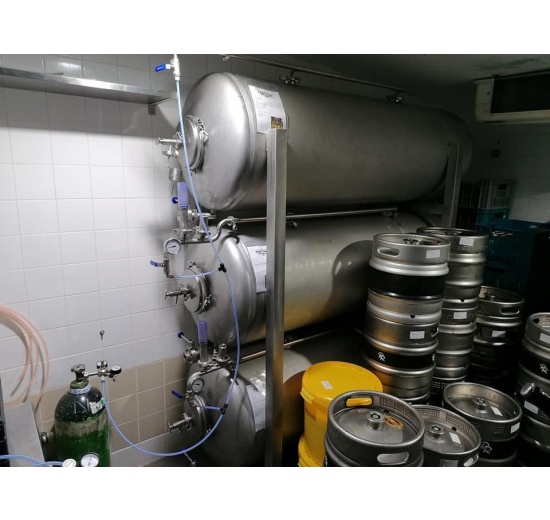 Horizontal BBTs (Bright Beer Tanks)