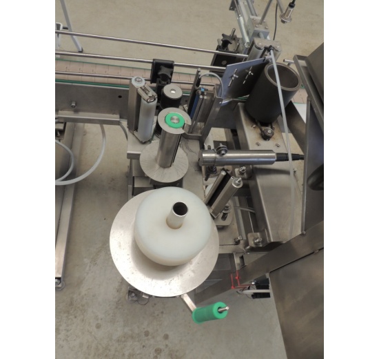 labeling machine for beer bottles, lemonade, cider, wine