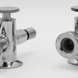 Level gauge with sampling tap