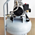 Oil less compressor 100L/20L
