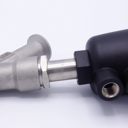 Pneumatically-operated Valves, Angle Seat - 45° CLAMP DIN 32676 (34 mm)