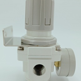 Pressure reducing valve G 1/2" 6 000 l/min