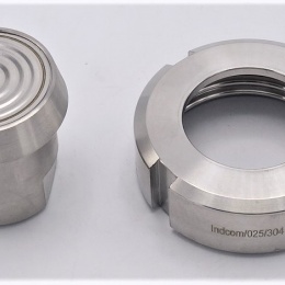 Stainless steel manometer with separating membrane DIN 11851, dial 100 mm