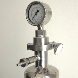 Stainless Steel Pressure Gauge With A Sanitary Diaphragm-CLAMP, Dial 63 mm