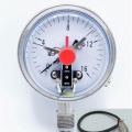 Stainless steel pressure gauge with electrical contacts