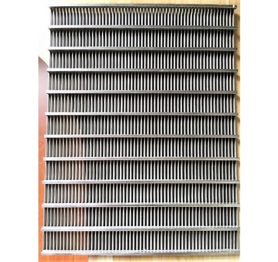 Stainless steel slotted sieve plate details