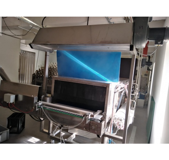 Tunnel pasteurizer for beverage producers, for glass bottles or cans